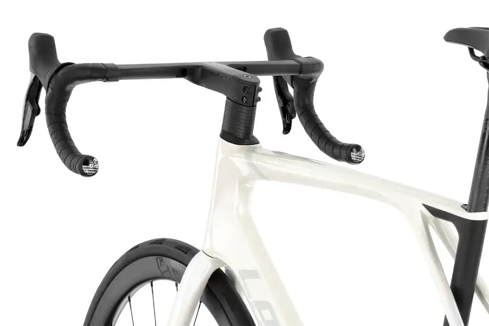 Rower szosowy Lapierre Xelius SL 8.0 Axs