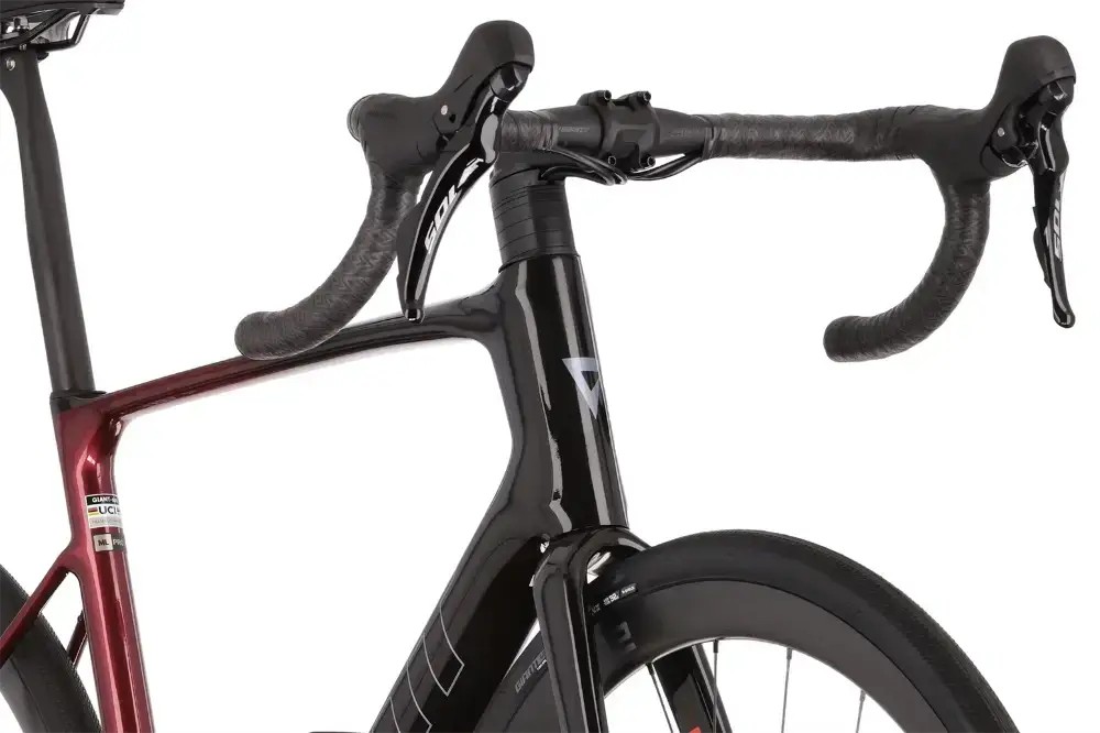 Rower szosowy Giant Defy Advanced Pro 2