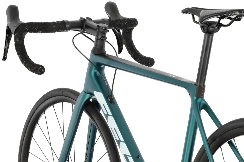 Rower szosowy Felt FR Advanced 105