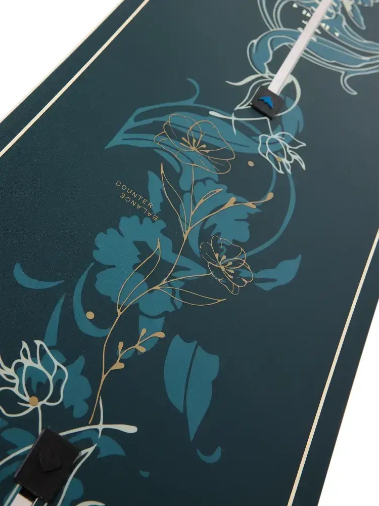 Burton Counterbalance Snowboard
blue/black/multicolor (deco)
