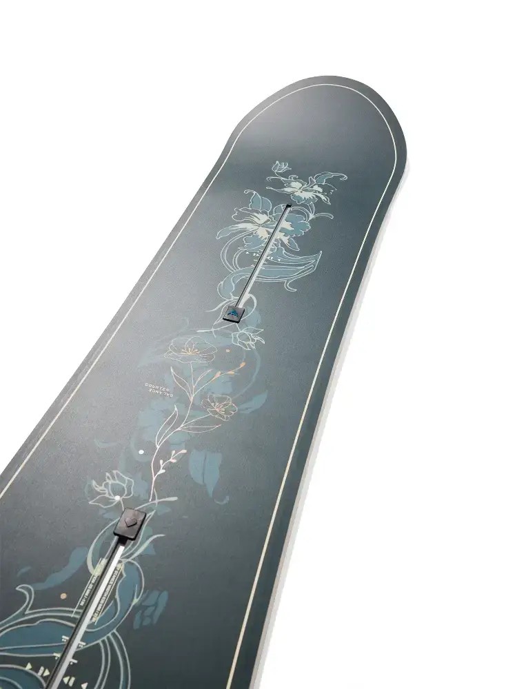 Burton Counterbalance Snowboard
blue/black/multicolor (deco)