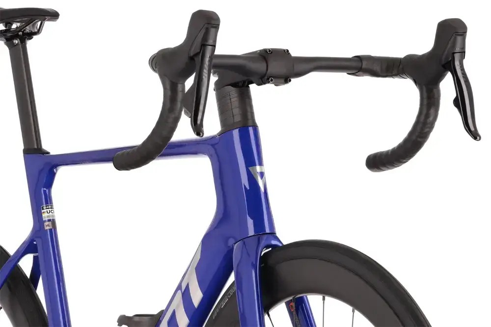 Rower szosowy Giant Propel Advanced 1