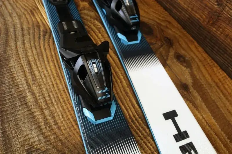 Narty Head Worldcup Rebels XR 2026 + PR 11 GW