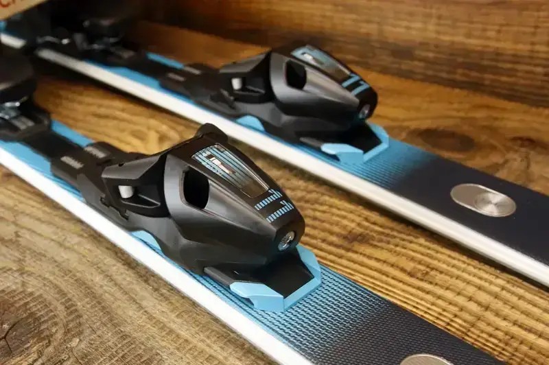 Narty Head Worldcup Rebels E.gsr 2026 + PR 11 GW