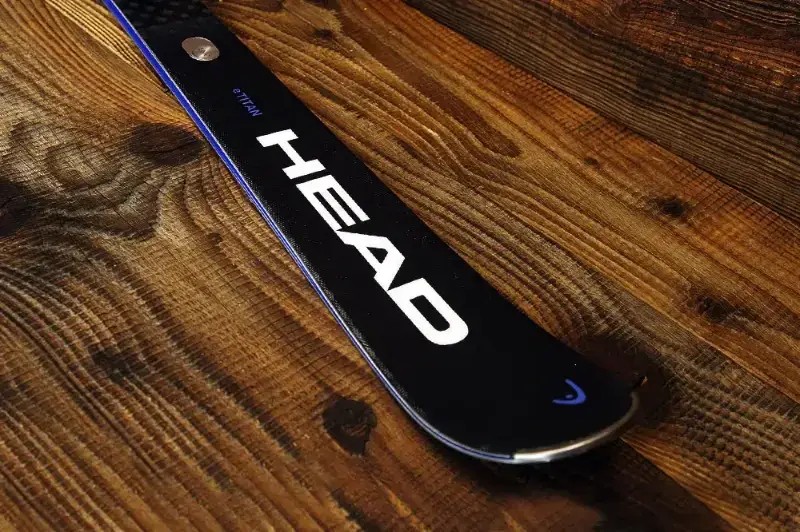 Narty Head Supershape E-titan 2026 + Protector PR 13 GW