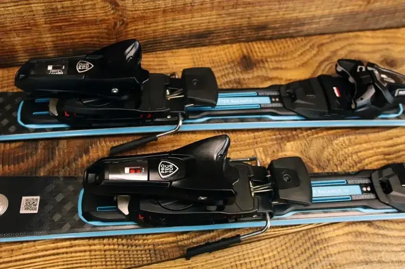 Narty Head Supershape E-speed 2026 + Protector PR 13 GW