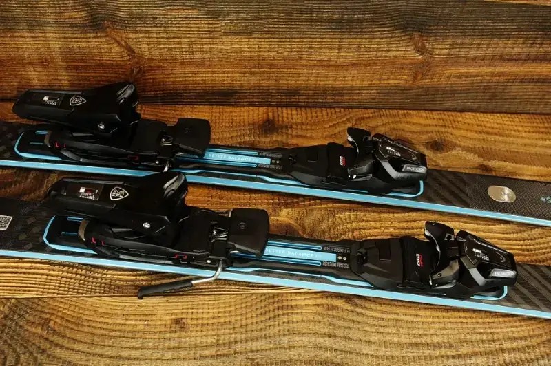 Narty Head Supershape E-speed 2026 + Protector PR 13 GW