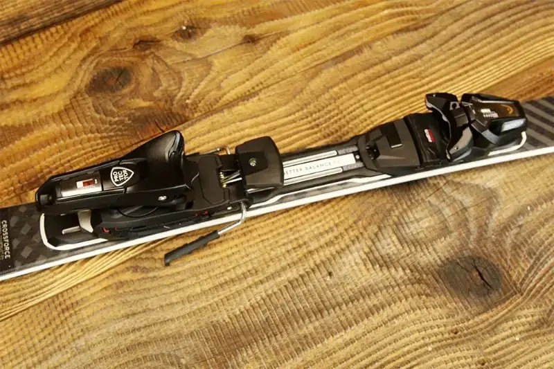 Narty Head Supershape E-original 2025 + Protector PR 13 GW