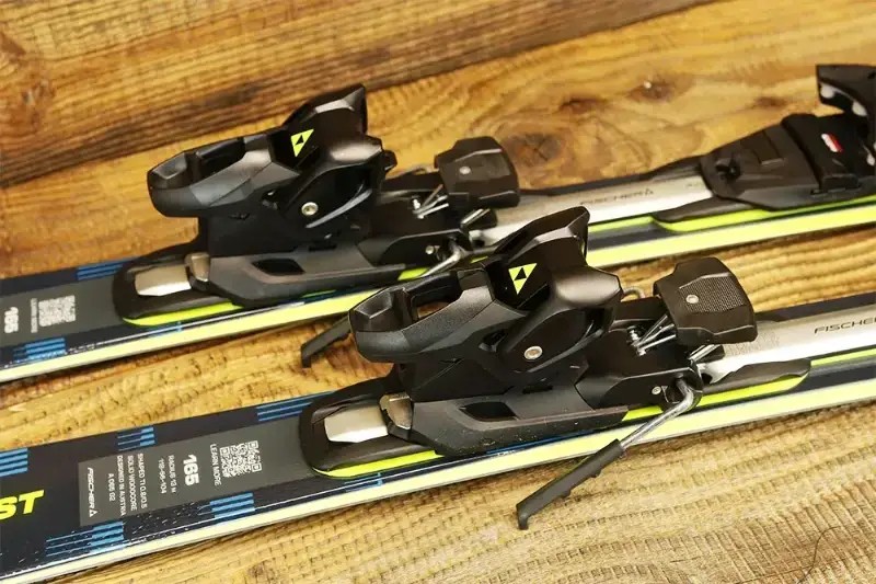 Narty Fischer Rc4 Noize ST Black 2026 + Rc4 Z12 GW