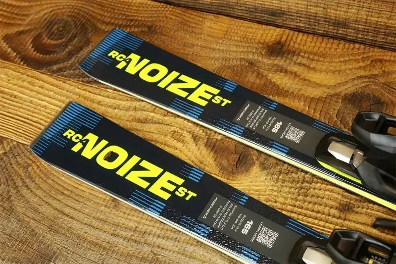 Narty Fischer Rc4 Noize ST Black 2026 + Rc4 Z12 GW