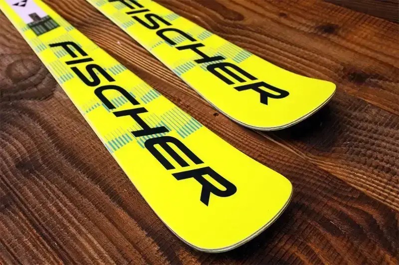 Narty Fischer Rc4 Noize ST Pro M-plate 2026 + Rc4 Z13 GW FF