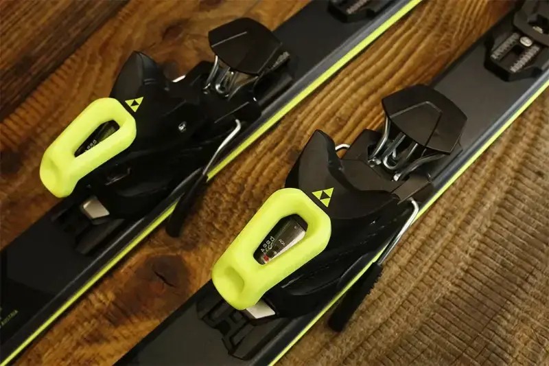 Narty Fischer RC Comp F17 2026 + Rs10 GW