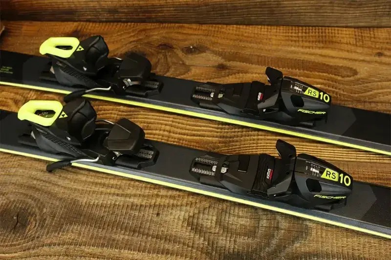 Narty Fischer RC Comp F17 2026 + Rs10 GW