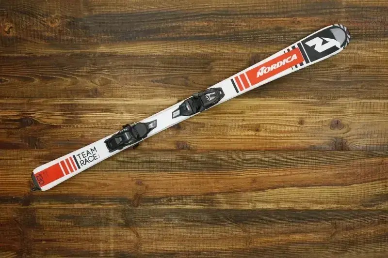 Narty Dla Dzieci Nordica Team Race J + Marker 4.5 GW