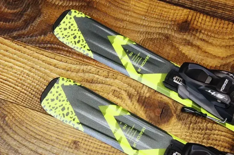 Narty Dla Dzieci Volkl Deacon JR 2025 + Vmotion 4.5 GW