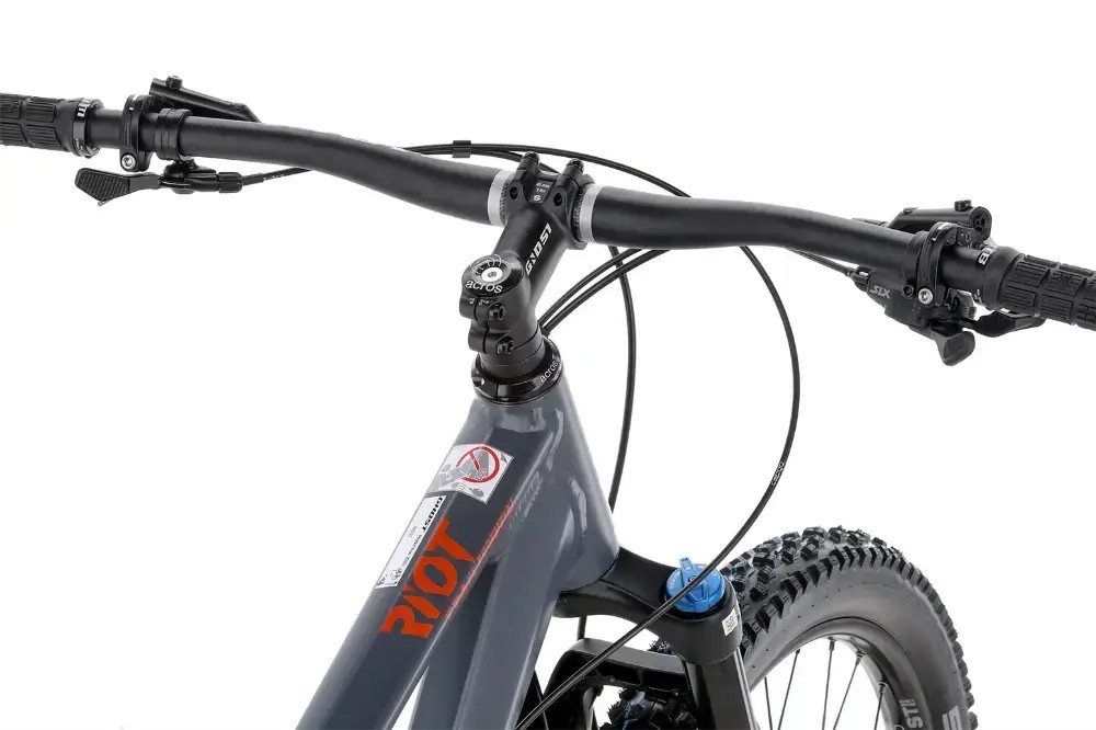 Rower Mtb Ghost Riot Trail Essential