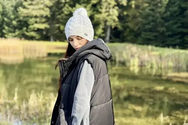 Czapka Eisbar Afra Pompon MÜ White 2026