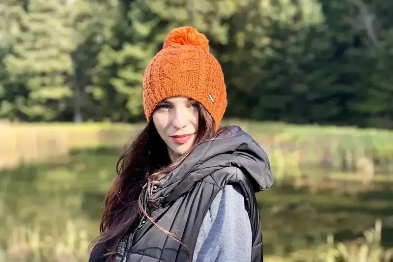 Czapka Eisbar Afra Pompon MU Orange