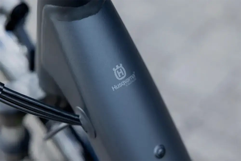 Rower elektryczny Husqvarna Grand City Y2 FW