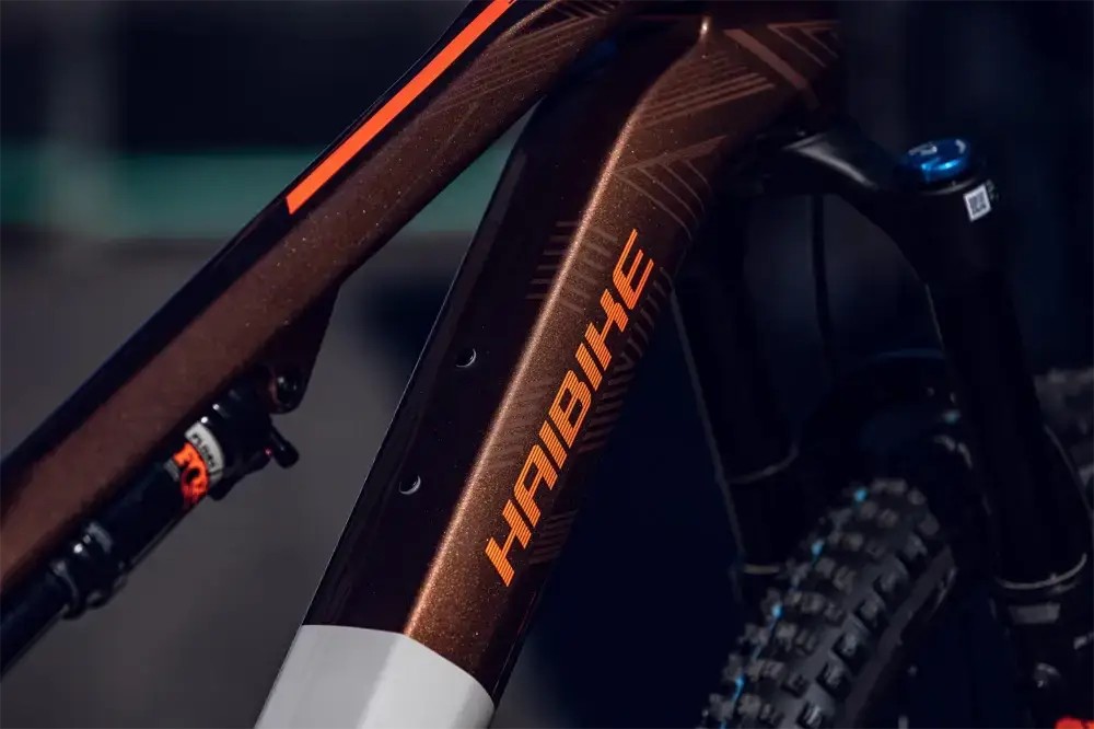 Rower elektryczny Haibike Lyke CF 10