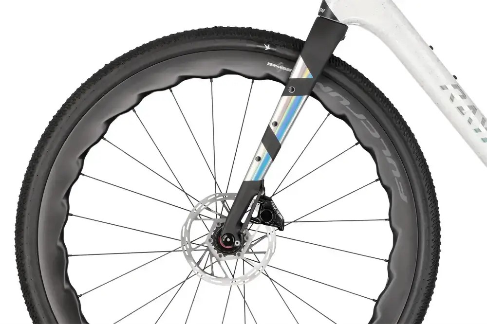 Rower gravel R-raymon Soreno Ultimate 700