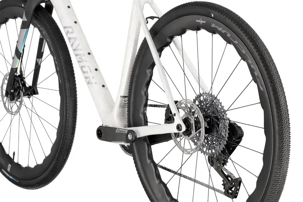 Rower gravel R-raymon Soreno Ultimate 700