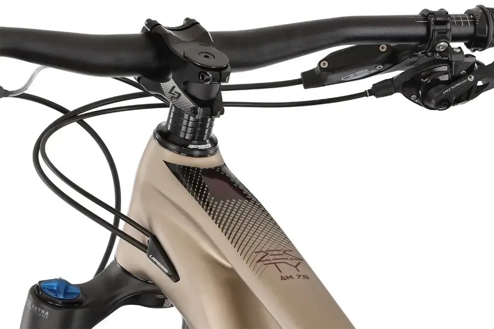 Rower Mtb Lapierre Zesty AM CF 7.9