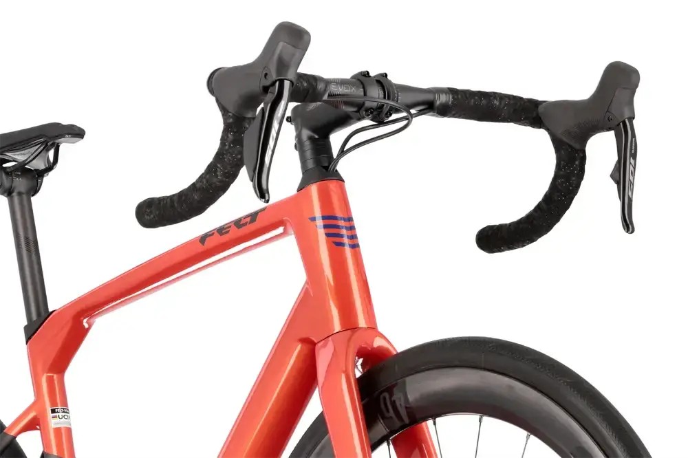 Rower szosowy Felt VR Expert 105 Di2