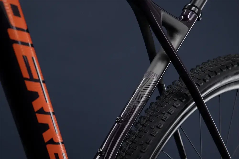 Rower Mtb Lapierre Prorace CF 8.9 Fc-m8120